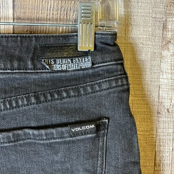 Volcom BF Goal Shorts Raw Hem - Picture 4 of 6